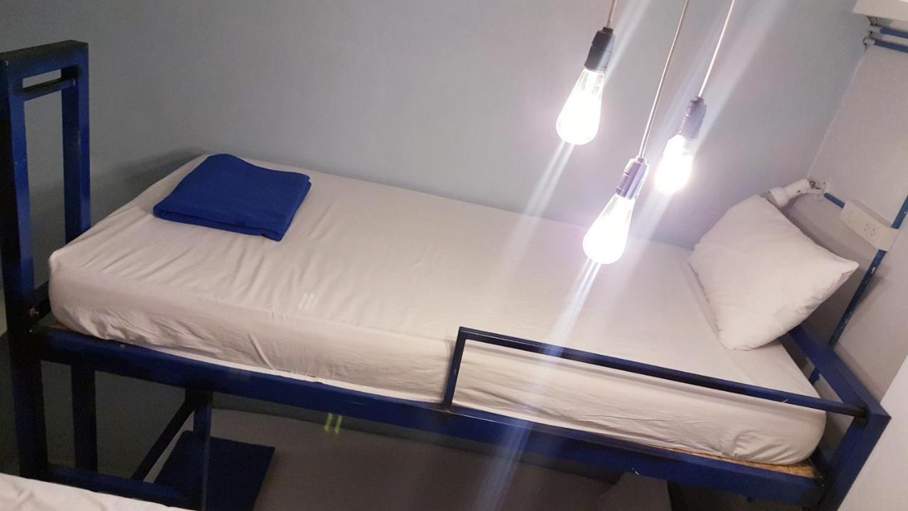 Safe And Sound Hostel Chiang Mai Esterno foto