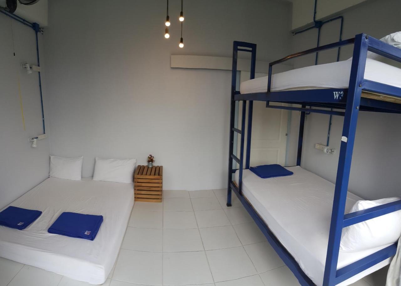 Safe And Sound Hostel Chiang Mai Esterno foto